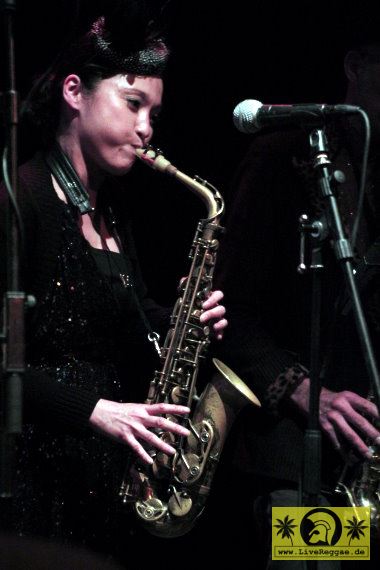 The Trojans (UK) 2. Freedom Sounds Festival, Gebaeude 9, Koeln, 02. Mai 2014 (15) Megumi Mesaku.JPG